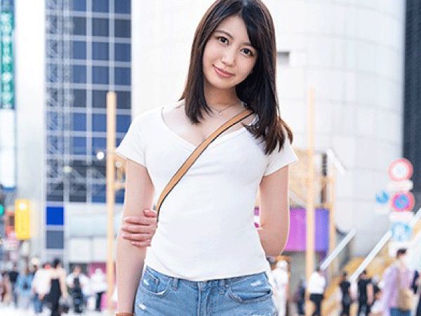 【素人ハメ撮り】超絶スタイルだけどちょっとオツムの弱そうな女子GET！甘々ボイスで「気持ちよかった♡」